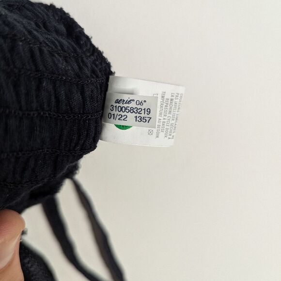 Aerie Black Smocked Flutter Sleeve Wide Leg Jumpsuit Women's Size XS - Picture 9 of 10